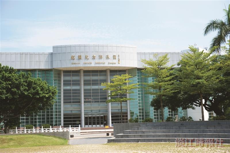 紹謨游泳館