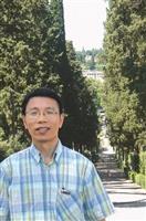 資訊科技使用行為研究中心主任 周清江
