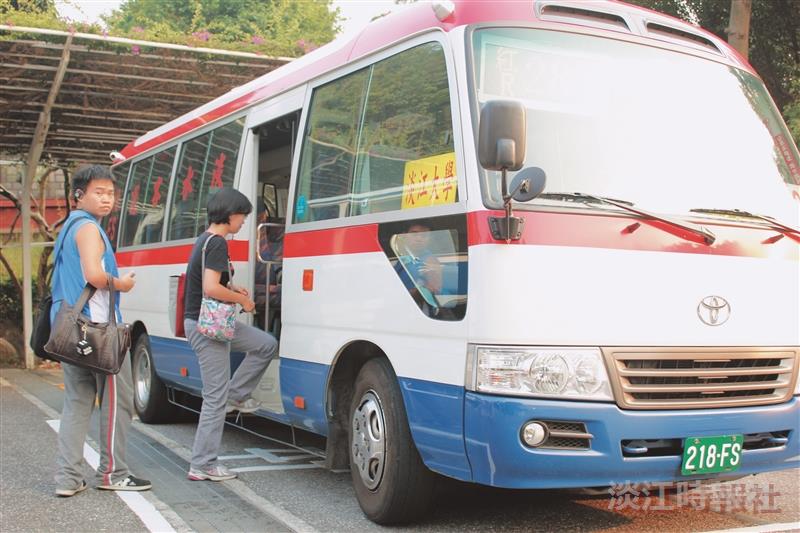 紅28進校園班次變多囉！