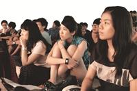 社團迎新表演超吸睛，新生看的目不轉睛！（攝影／張峻銓）