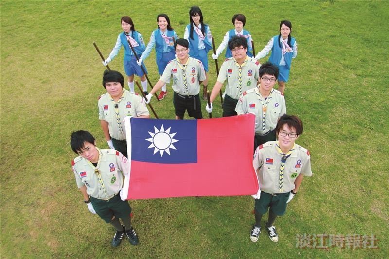 童軍團前進國慶升旗典禮　百年服務不缺席