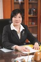 蕭碧燕13年來的基金定期投資，被譽為「定期定額教母」，她樂於分享他的理財經驗，經常在各式場合中演講，教導投資人正確的投資觀念。（圖／蕭碧燕提供）