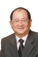 萬德集團董事長工學院測量科（現為土木系）校友莊文甫