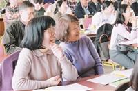 在「學習成果評量命題信效度的原則與策略」綜合討論上，發表踴躍。（攝影／李鎮亞）
