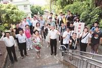 新生首登克難坡 在階梯上揮汗成長