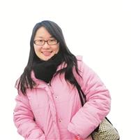 英美語言文化學系系主任施懿芹