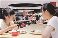 美食廣場改裝 學生大呼 不一樣