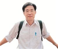 機械與機電工程學系系主任楊龍杰
