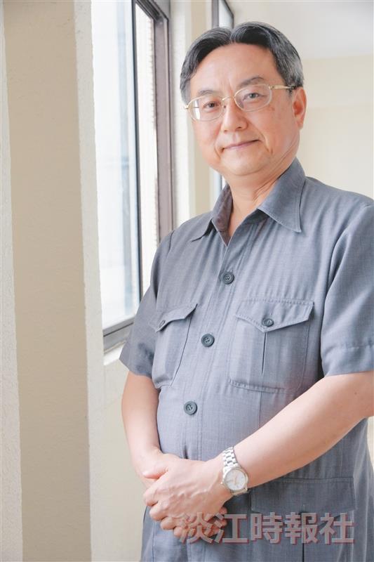 穿越古今 引經據典傳授智慧 企管系專任教授 劉燦樑