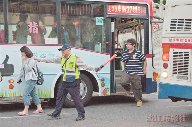 大忠街交通疏導 保障安全暢通