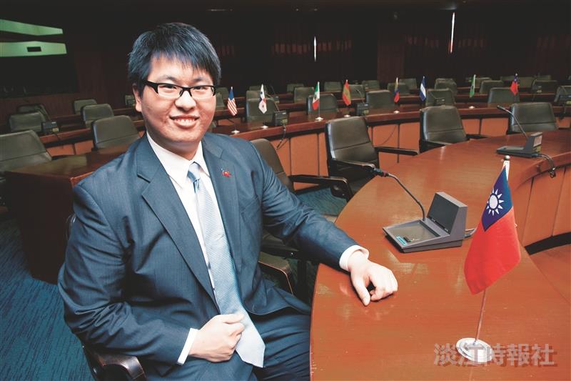 校園話題人物>研究國關新生代 陳奕帆