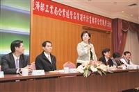 經濟部標竿企業觀摩 9企業高校來校 張校長主持分享國家品質獎申請經驗