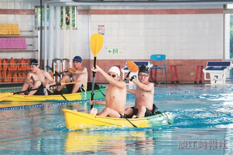 743名教職員生同場競技 挑戰水上運動會