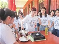 高中生瘋法文 體驗說學逗唱