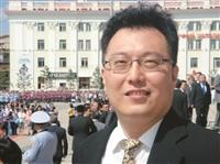 【102學年度新任二級主管專訪】全球政治經濟學系 系主任包正豪
