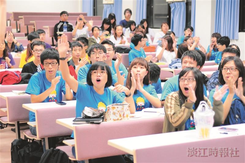 暑假服務隊分享會 20社團交流幸福經驗