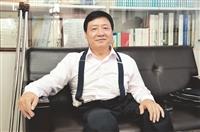 考公職有障礙 行穩致遠開拓創業路 永旺五金塑膠鋼模有限公司董事長 李延年