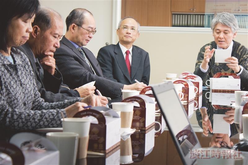 本校下學期與鼎新電腦產學合作