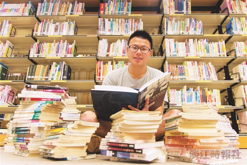 讀書好，神 中文三盧逸峰借閱破千本