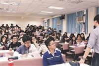 許秀影開講 課堂座無虛席