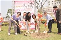 校安宣導 植栽山櫻護師生