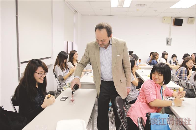 雷多明妙語論品酒
