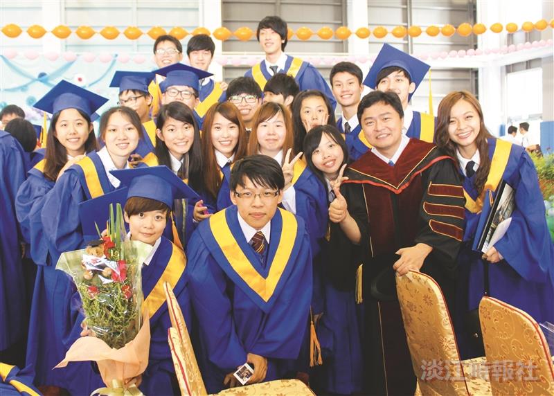 蘭陽校園畢業典禮 歡喜相送173生