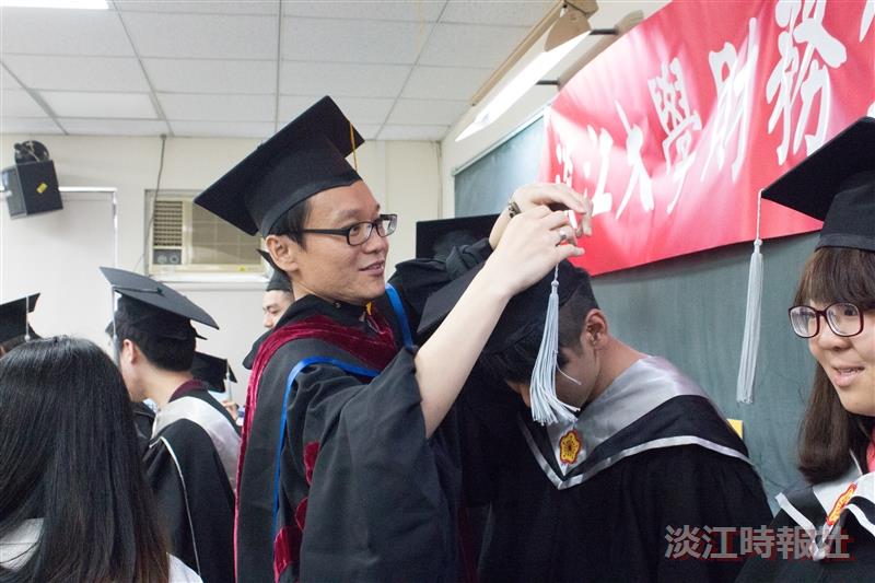 2014本校各系所自辦畢業典禮實錄