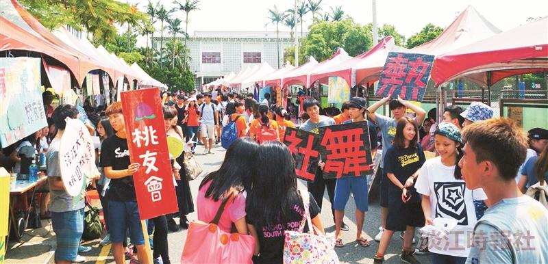 社團博覽會擠爆海報街