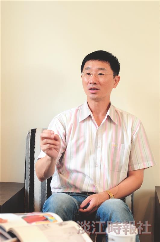 特優導師曲冠勇 同理體貼 樂觀伴學