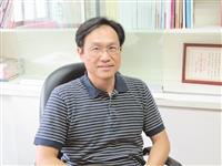 商管學院保險系系主任繆震宇