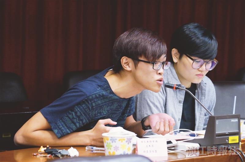 Student Association Meeting Takes on Recent Issues