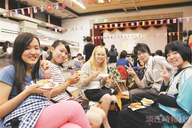 Freshman International Students are Welcomed to TKU