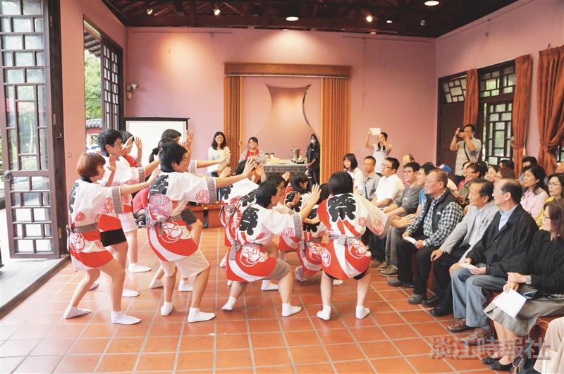 回應母校呼喚 相招回娘家　系所校友 歡聚感恩回饋