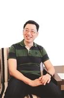 【專任教師評鑑傑出獎】李揚漢傾囊相授 鼓勵主動學習