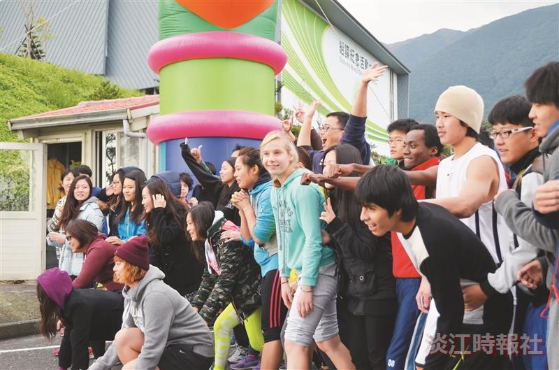 就是愛運動 寒風中起跑