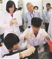 實驗室安全衛生 本校特優