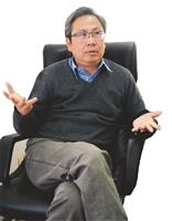 江正雄 理論生活化 激發學生思考