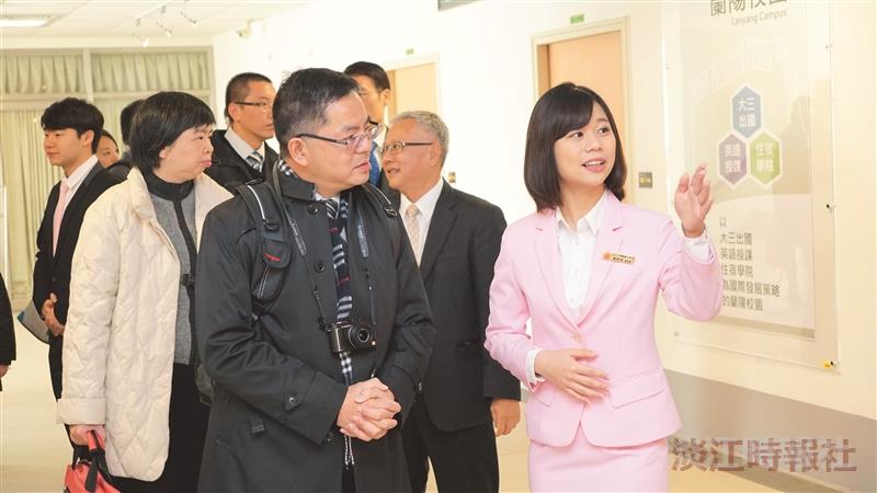 香港高校來訪 讚譽國際環境