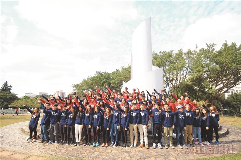 TKU Hoodies Day