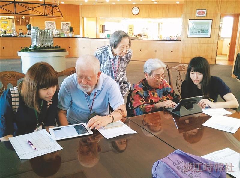 《專業知能服務學習》積極擴展學習空間 深化推動社會關懷