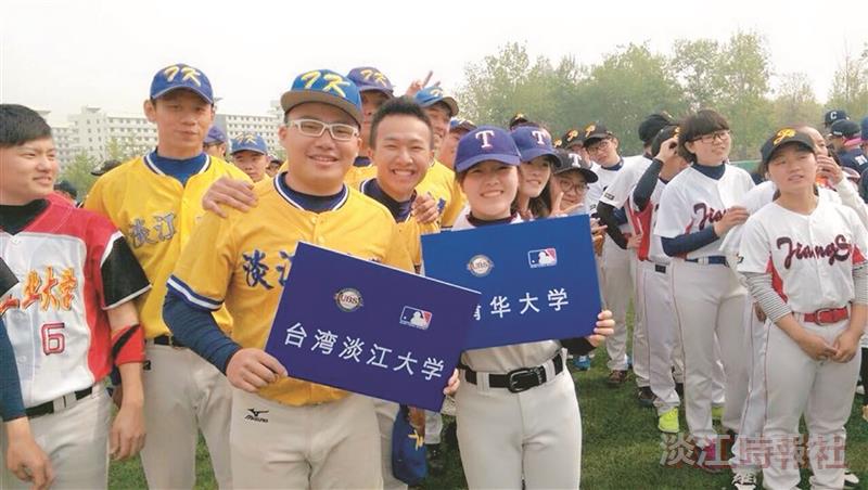 張校長授旗139 代表出征全大運 棒球隊北京交流賽 拓展國際視野 校長盃壘球賽 土木三連霸