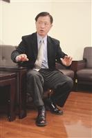 林蒼祥 拓產學合作 帶領研究團隊深入兩岸金融市場
