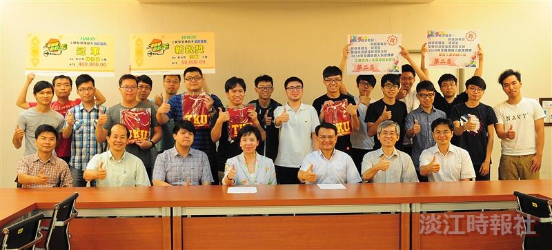 張校長獎勵電機、機電系機器人優秀佳績