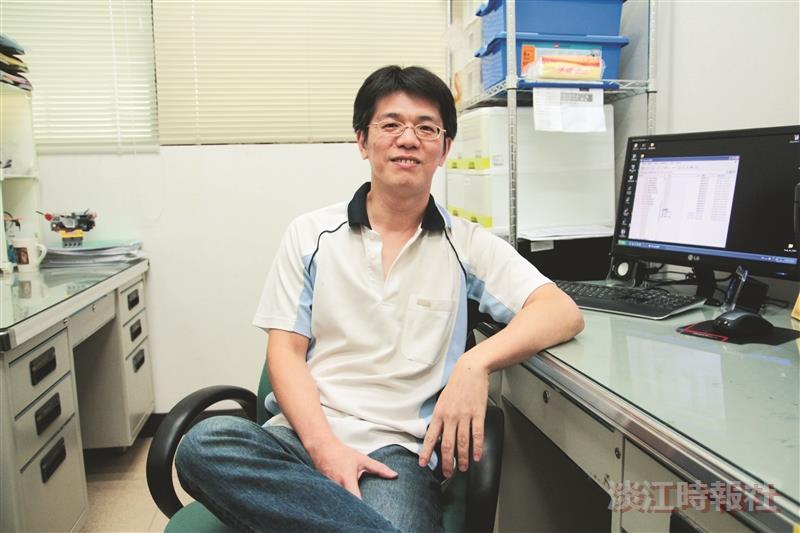 許駿飛 大膽放手 讓學生自主學習