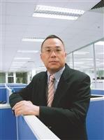 鴻海科技集團副總裁暨事業群總經理簡宜彬