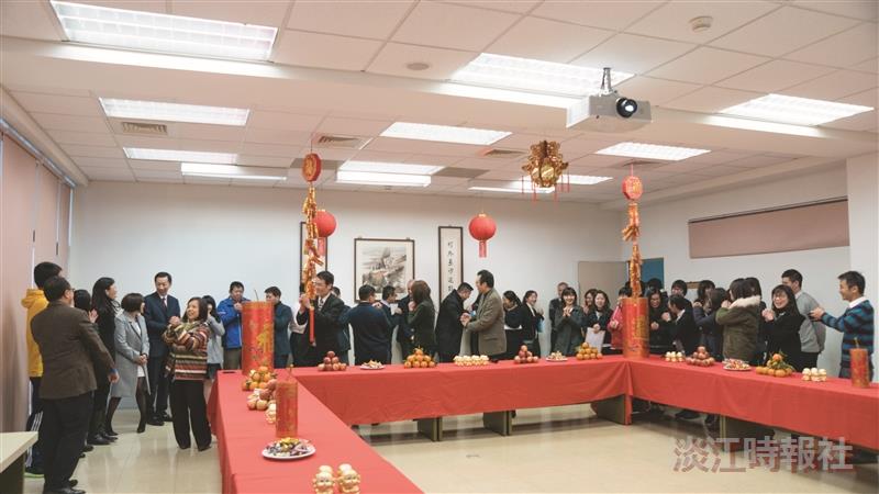 猴年開春賀禧 3校園同步新春團拜 連線獻祝福