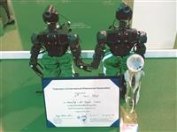 本校電機系機器人在「台北國際機器人展」亮相。（圖／電機系提供）