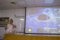 物理系 中央研究院天文及天文物理研究所所長賀曾樸演講