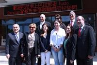 華僑協會巴拉圭分會會長朱榮卿捐 30萬元予美洲所